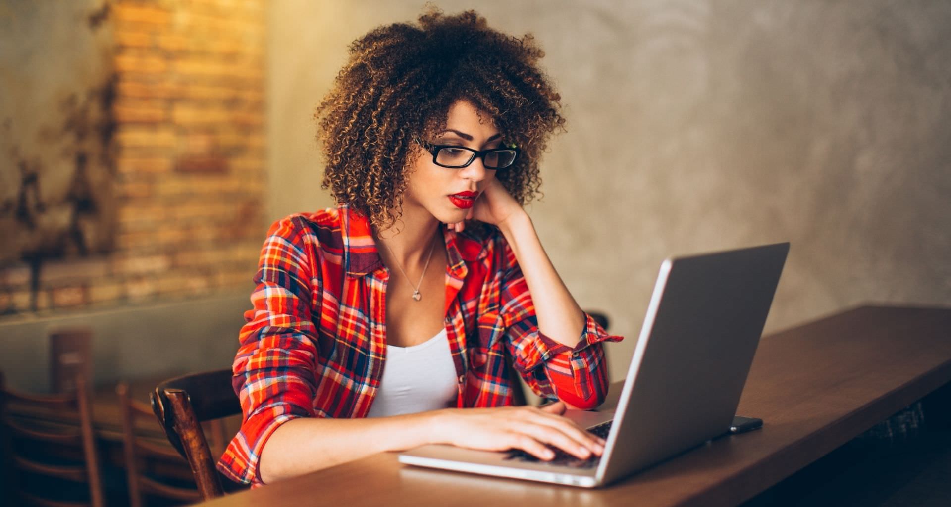 Procommun_How-can-online-learning-help-introverts_featured_image