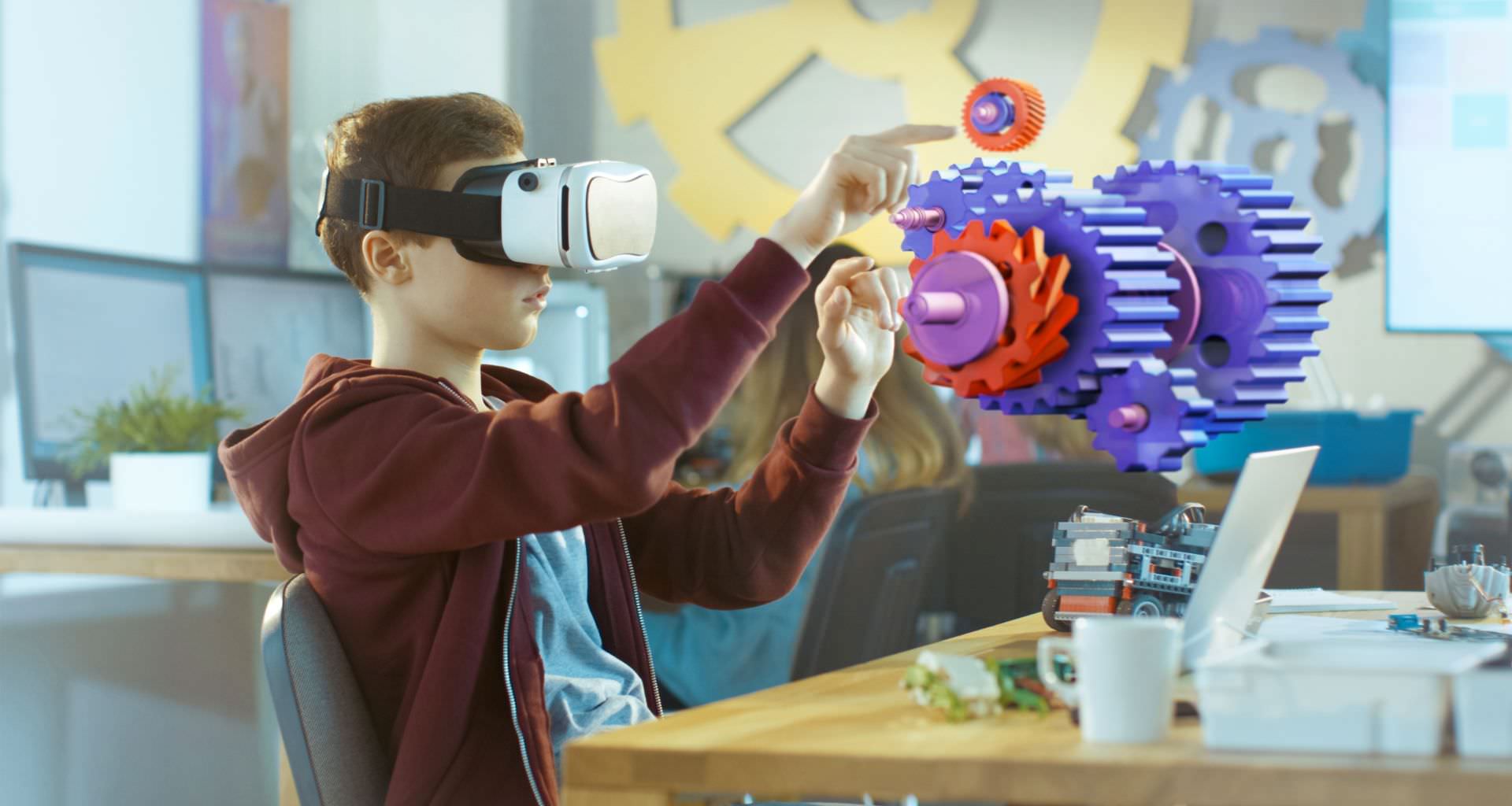 1 - Mixed Reality in Education